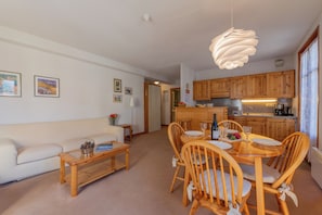 Living and dining room