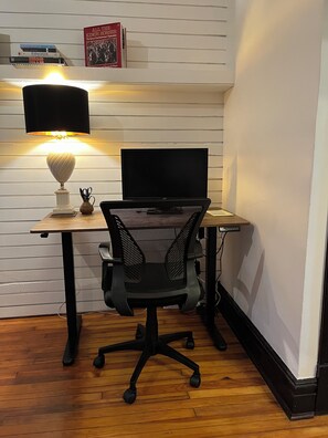 Sit/ stand desk. Monitor has a HDMI cable to connect to your laptop.
