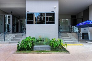 施設の正面
