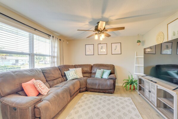 Bradenton Vacation Rental | 2BR | 2BA | 1,340 Sq Ft | Step-Free Access