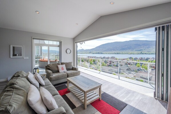 Gorgeous view of Osoyoos Lake