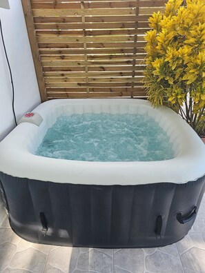 Bubbelpool utomhus
