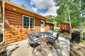 Patio | Gas Grill | Outdoor Seating & Dining