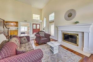 Living Room | Lower Level | Central A/C & Heating