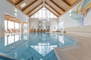 Holiday Home Swimming Pool
