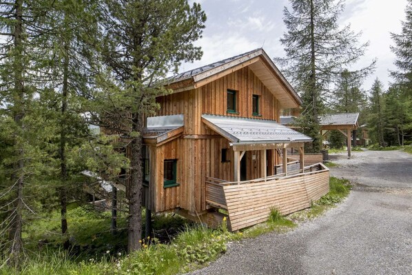 Holiday Home Exterior [summer]