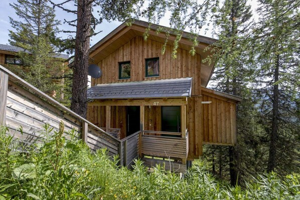 Holiday Home Exterior [summer]