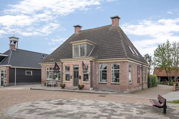 Holiday Home Exterior [summer]