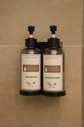 Bathroom amenities