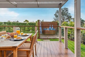 Sit for breakfast, then jump in the spa for a morning dip