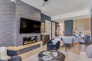 04_119_Wood_Rd_207004 (1)