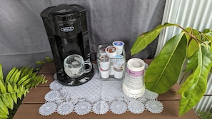 Kaffee und/oder Kaffeemaschine