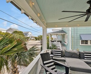 Only steps away from the sand - you can hear the waves from the porch!