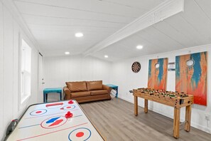 Spielezimmer