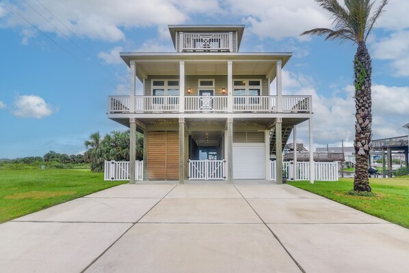 Galveston Vacation Rental | 3BR | 3.5BA | 1,708 Sq Ft | Stairs to Enter