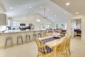 Dining Area | Single-Story Home | Open Floor Plan | Central Heating