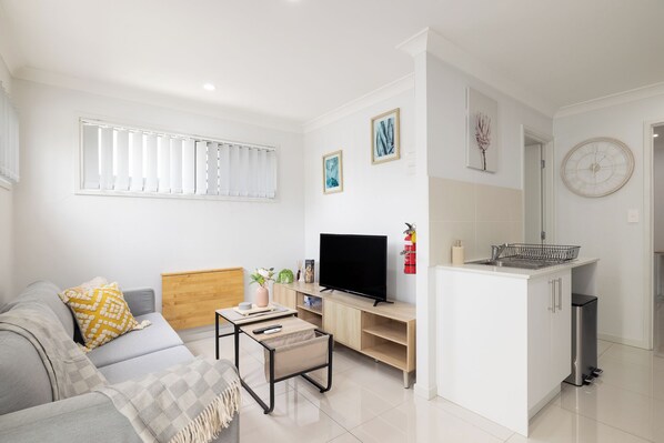 Private Living Room (1)
