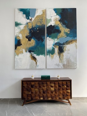 Contemporary Art decor