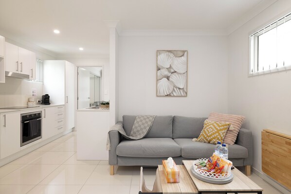 Private Living Room (1)
