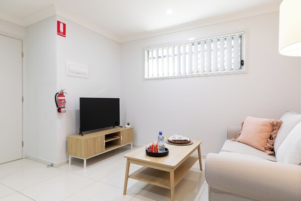 Private Living Room (1)