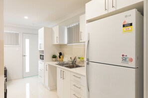 Private Kitchen (2)