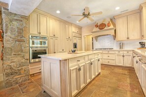 Chef's Kitchen-double oven and gas range cooktop