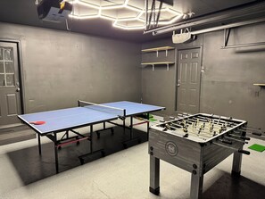 Spielezimmer