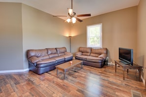 Living Room | Queen Air Mattress | Smart TV
