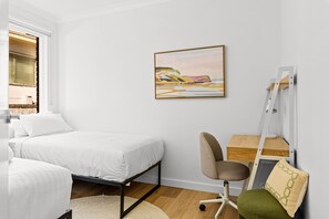 Bedroom 3/Study Nook