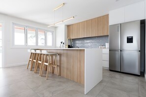 neutral kitchen