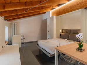 Meubles, Propriété, Confort, Bois, Bâtiment, Fleur, Architecture, Design Intérieur, Sol, Sol