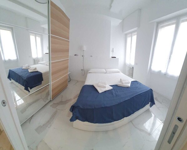 Bedroom (1)