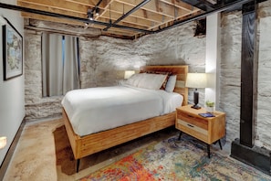 Bedroom with Queen Bed