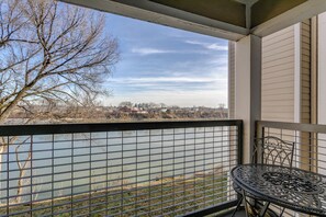 Patio overlooking Cumberland River