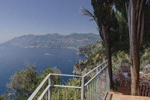 Activities, Amenities, Balcony / Terrace / Patio, Bathroom, Building Exterior, Main Entrance, Spring, Summer, Wellness