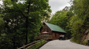 Parking for cabin 