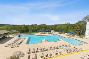 Top of the World pool features ample loungers, umbrellas and Tiki Bar! (summer)