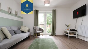 Living Room / Lounge