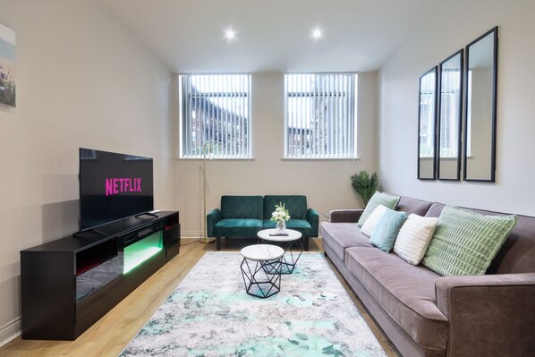 Living Room / Lounge
