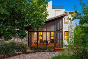 Screened-in porch