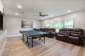 Bedroom #5 with Smart TV & Ping Pong Table