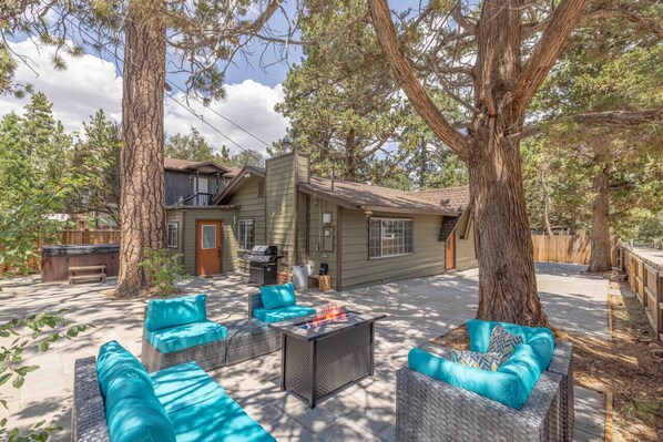 Outdoor vibes with fire-pit, corn hole, spa and other activities with enclosed yard