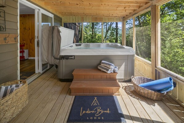 Bain à remous extérieur