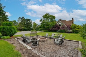 Don't forget to bring your s'mores ingredients to fully enjoy this gorgeous fire pit space.