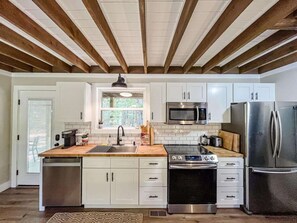 Flat Branch Lodge - Tracy City, TN (2425)