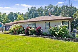 Gorgeous 3bdrm!