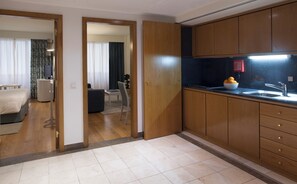 In-room amenities