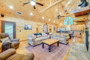 Living Room | Full Sleeper Sofa | Central A/C & Heating