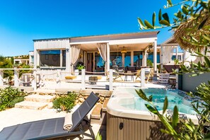 Buqez Villa from the outside -with a big terrace including a whirlpool