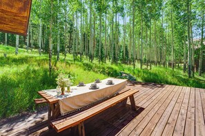 Private Deck | Charcoal Grill